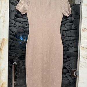 Slim Knit Short-Sleeve Midi Dress in Dusty Pink